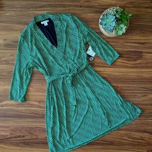 NWT Liz Claiborne Patterned Wrap Dress